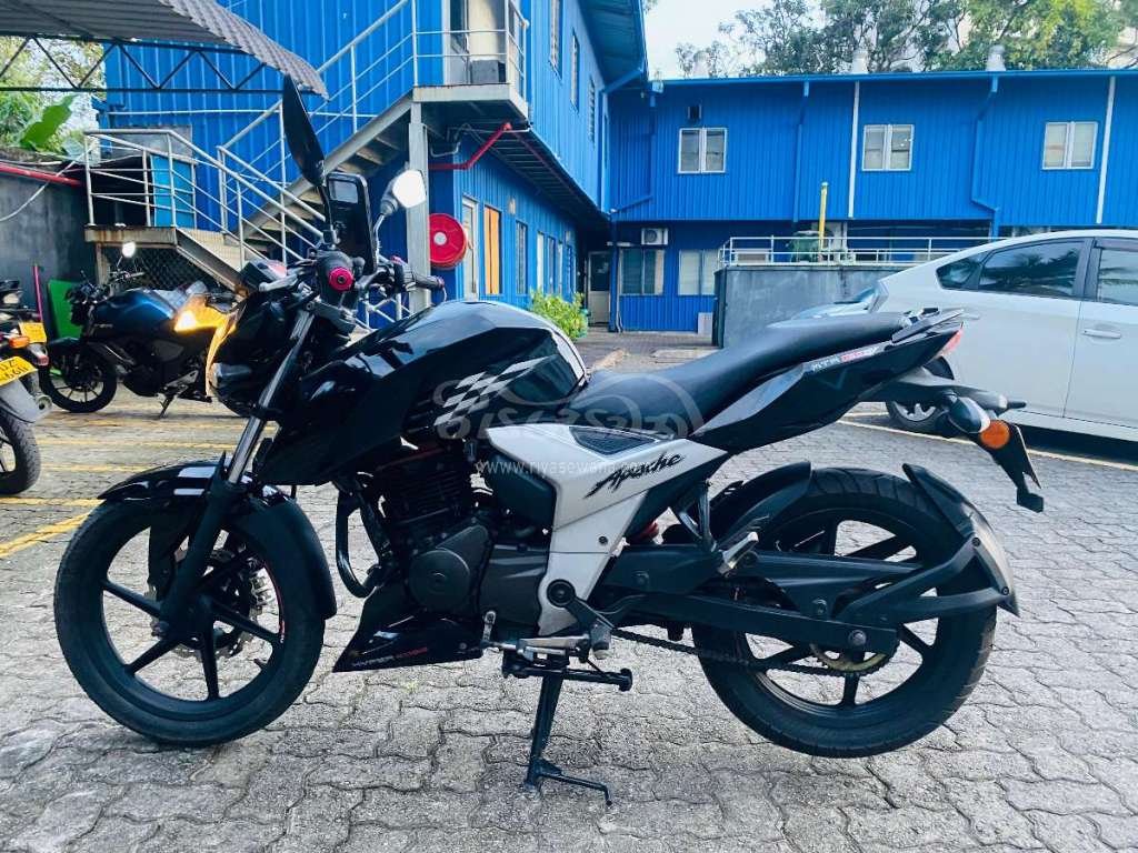 TVS Apache RTR 160 4V